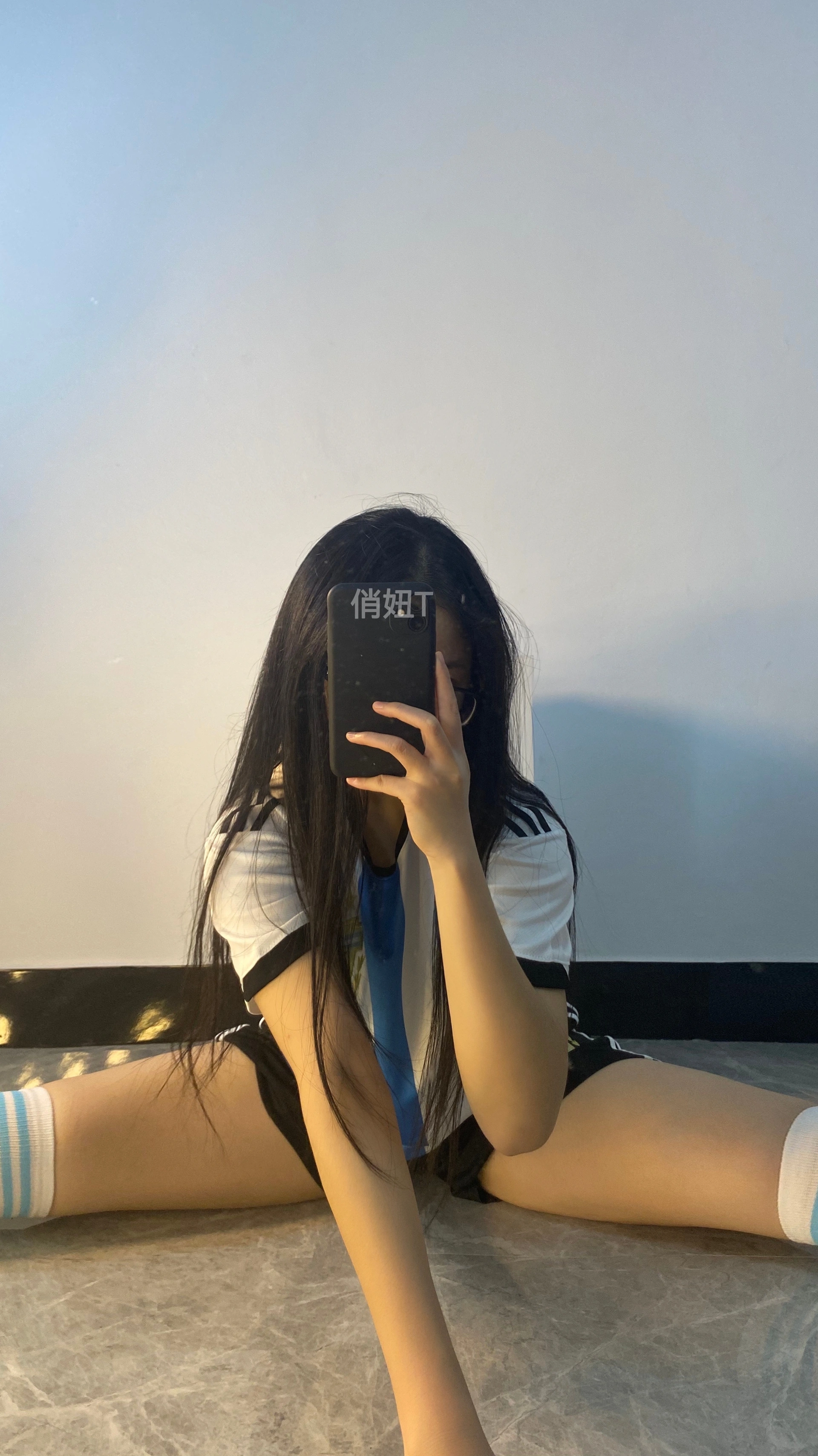 俏妞qiaoniuTT – NO.035 进来看球 3