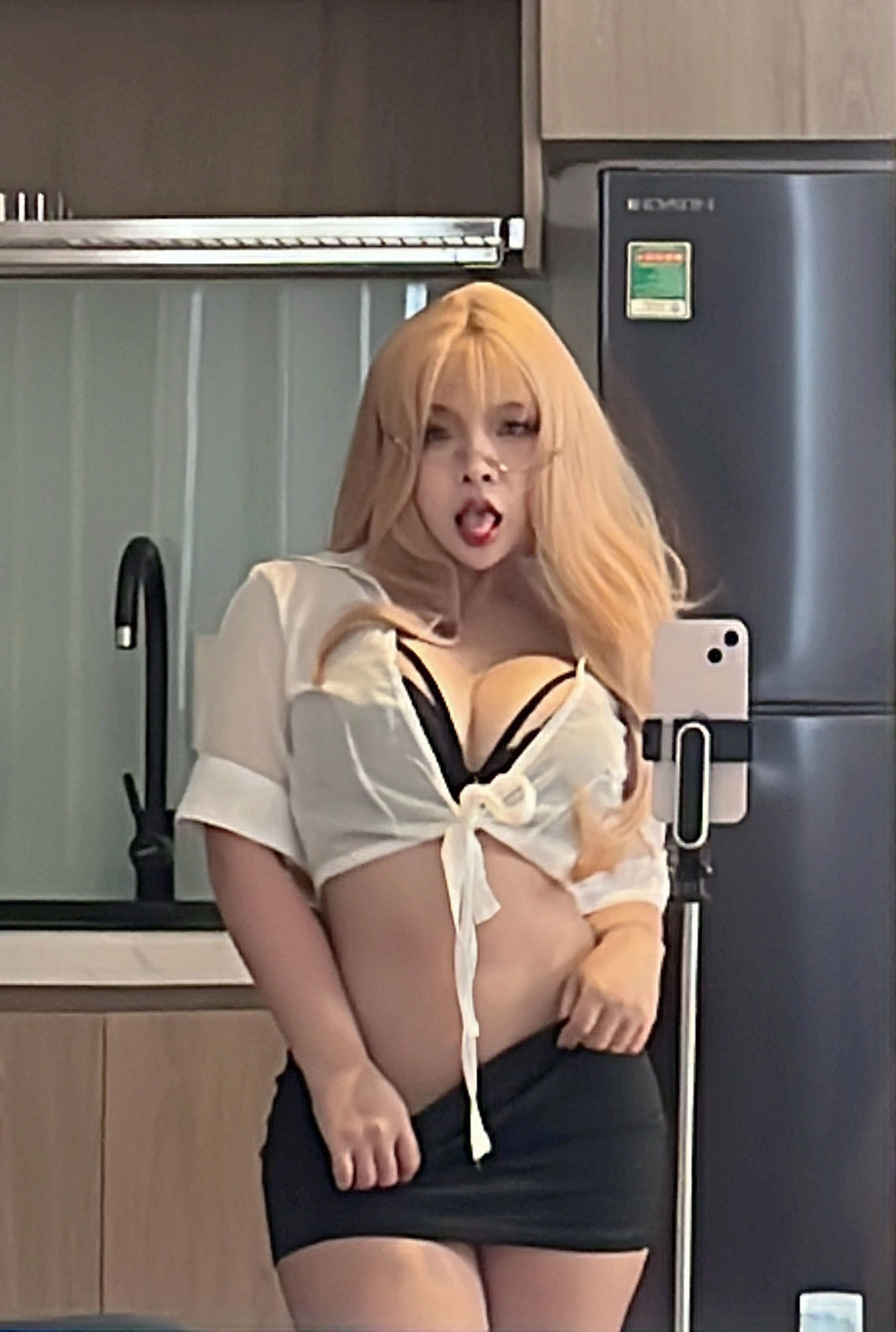 Sayo Momo – NO.048 Blondie Office Lady ~ 1